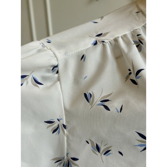 Symmetry White Blouse with Black Pattern - Picture 8 of 12